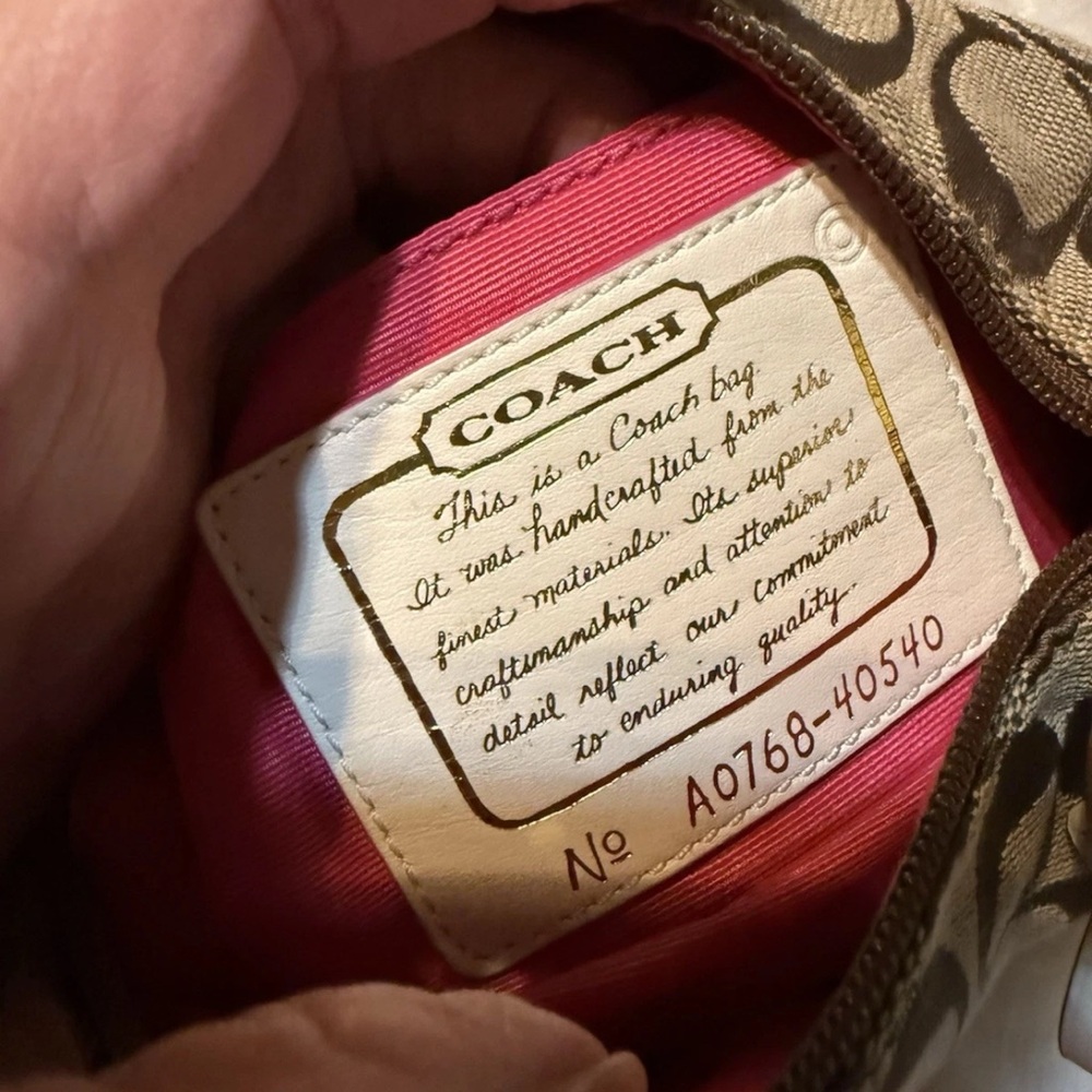 Coach Signature Canvas Shoulder Bag with Colorful Accents - Picture 4 of 12
